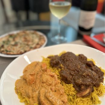 Desi Spice signature dishes Butter Chicken
Chicken Tikka Masala
Thalessery Biryani